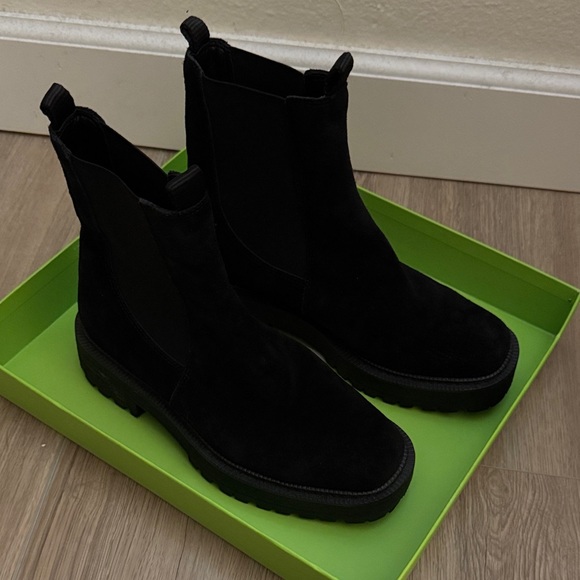 Sam Edelman Laguna black suede waterproof Chelsea boots - Picture 1 of 8